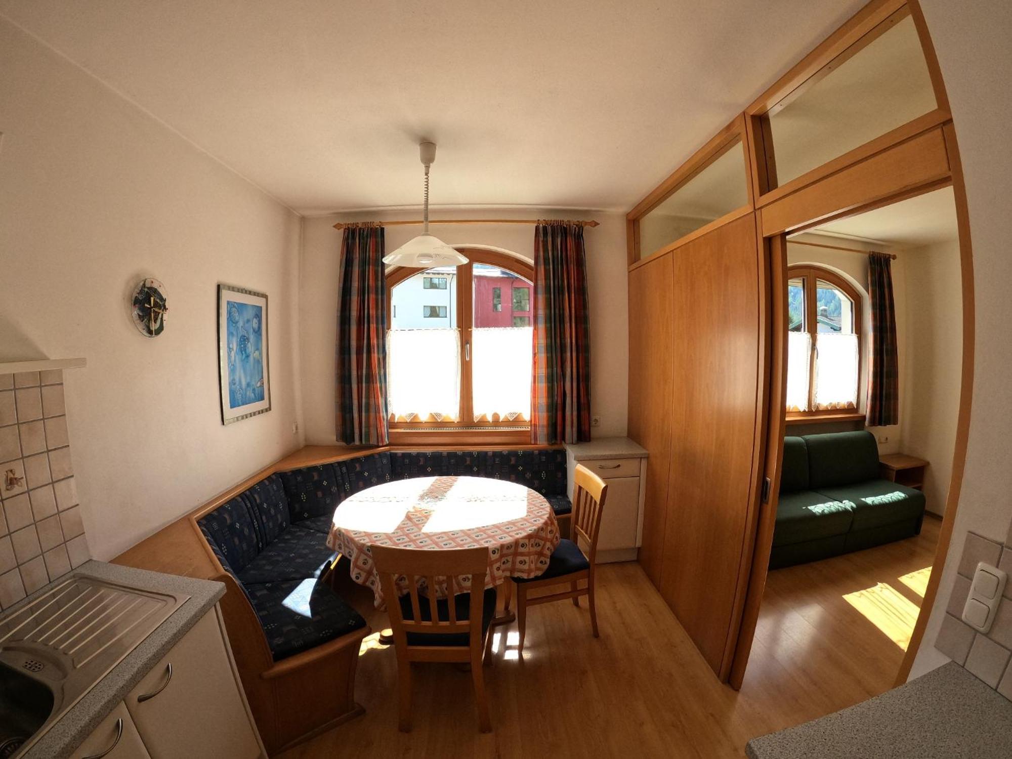 Residence Emma Dobbiaco Eksteriør bilde