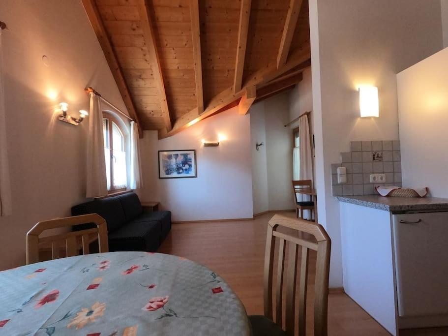 Residence Emma Dobbiaco Eksteriør bilde